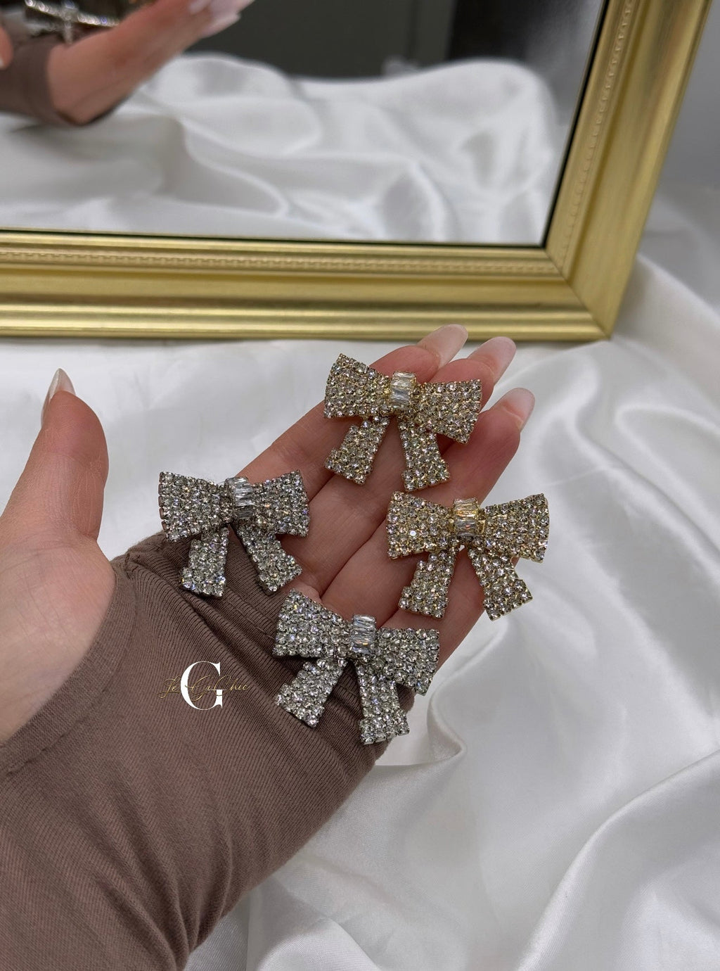 Orecchini “Fiocchi di strass”
