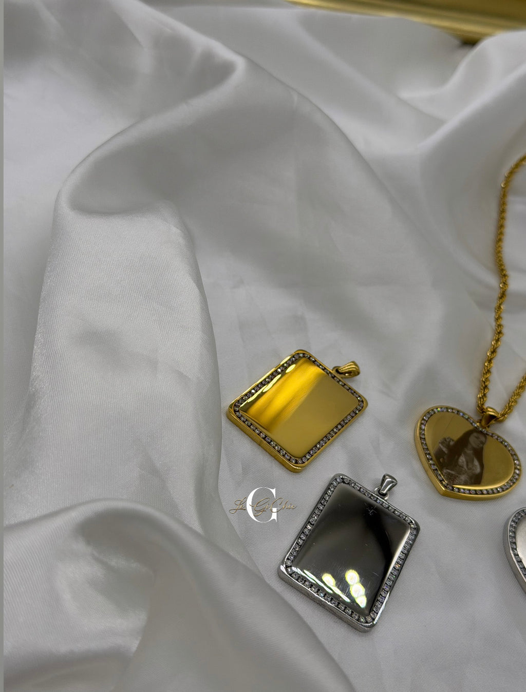 Collana “Cuore con zirconi” per FOTOINCISA