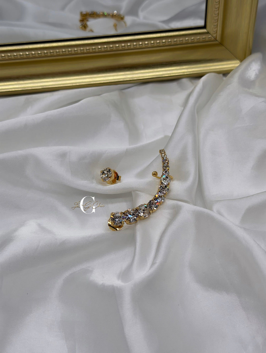 Ear cuff “Venere” con punto luce