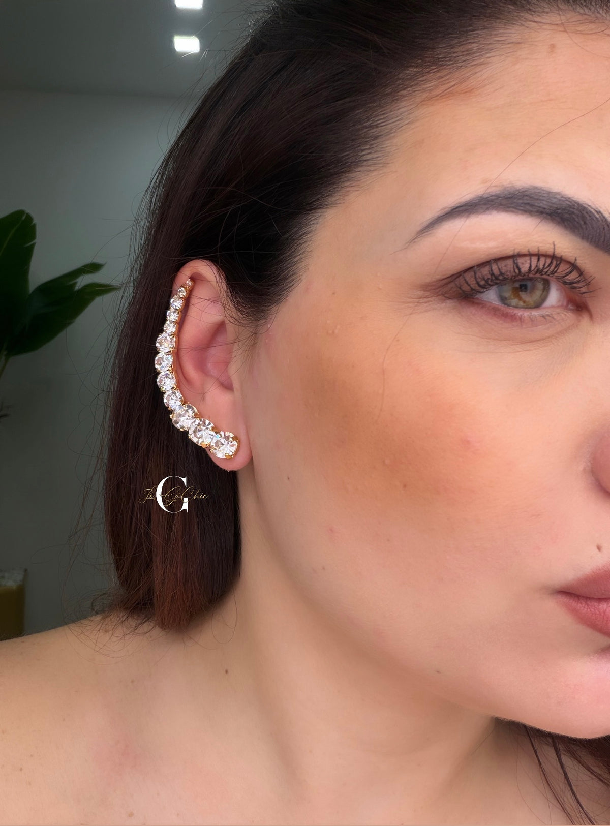 Ear cuff “Venere” con punto luce