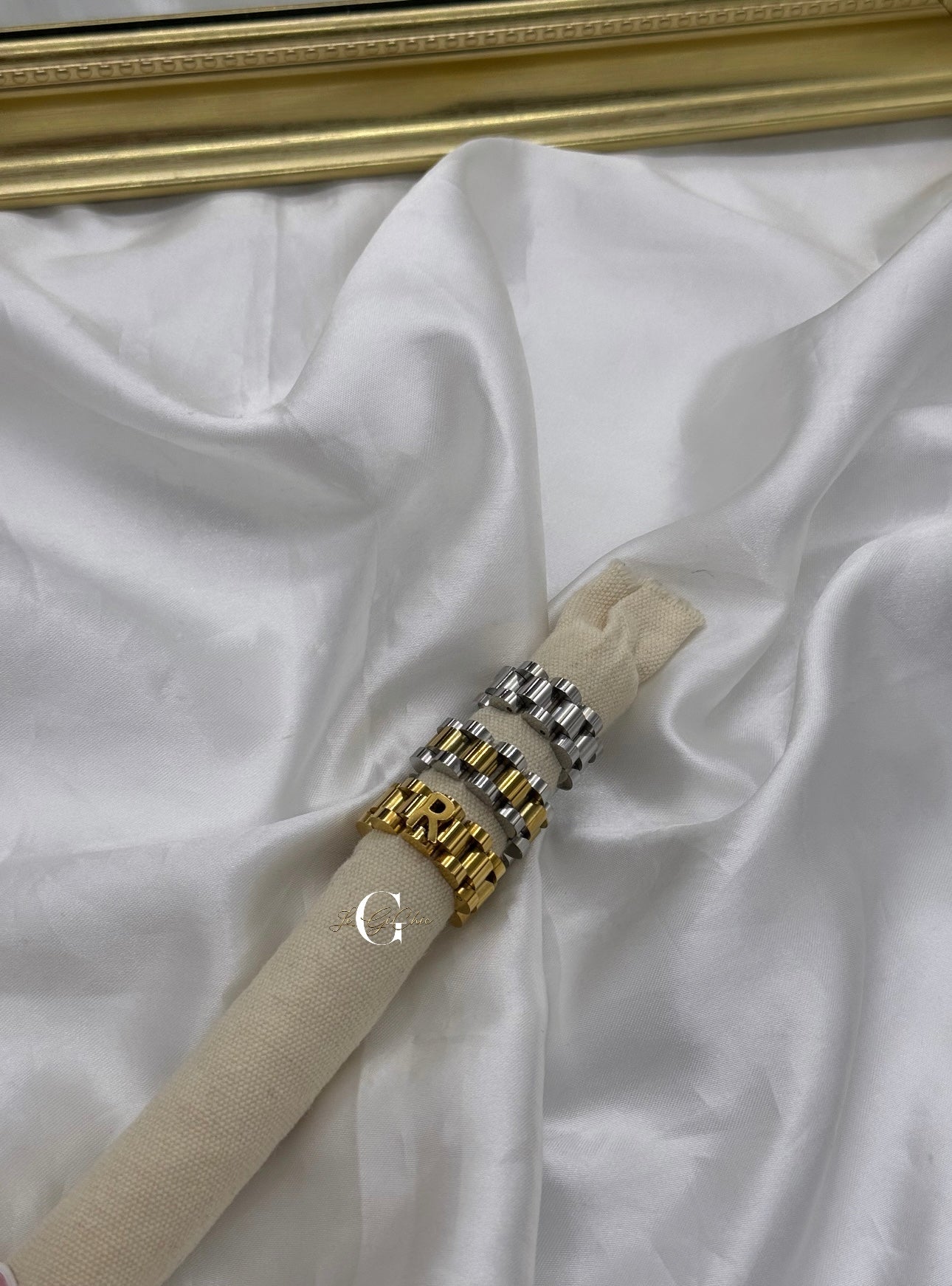 Anello “ROLE CLASSICO” con iniziale