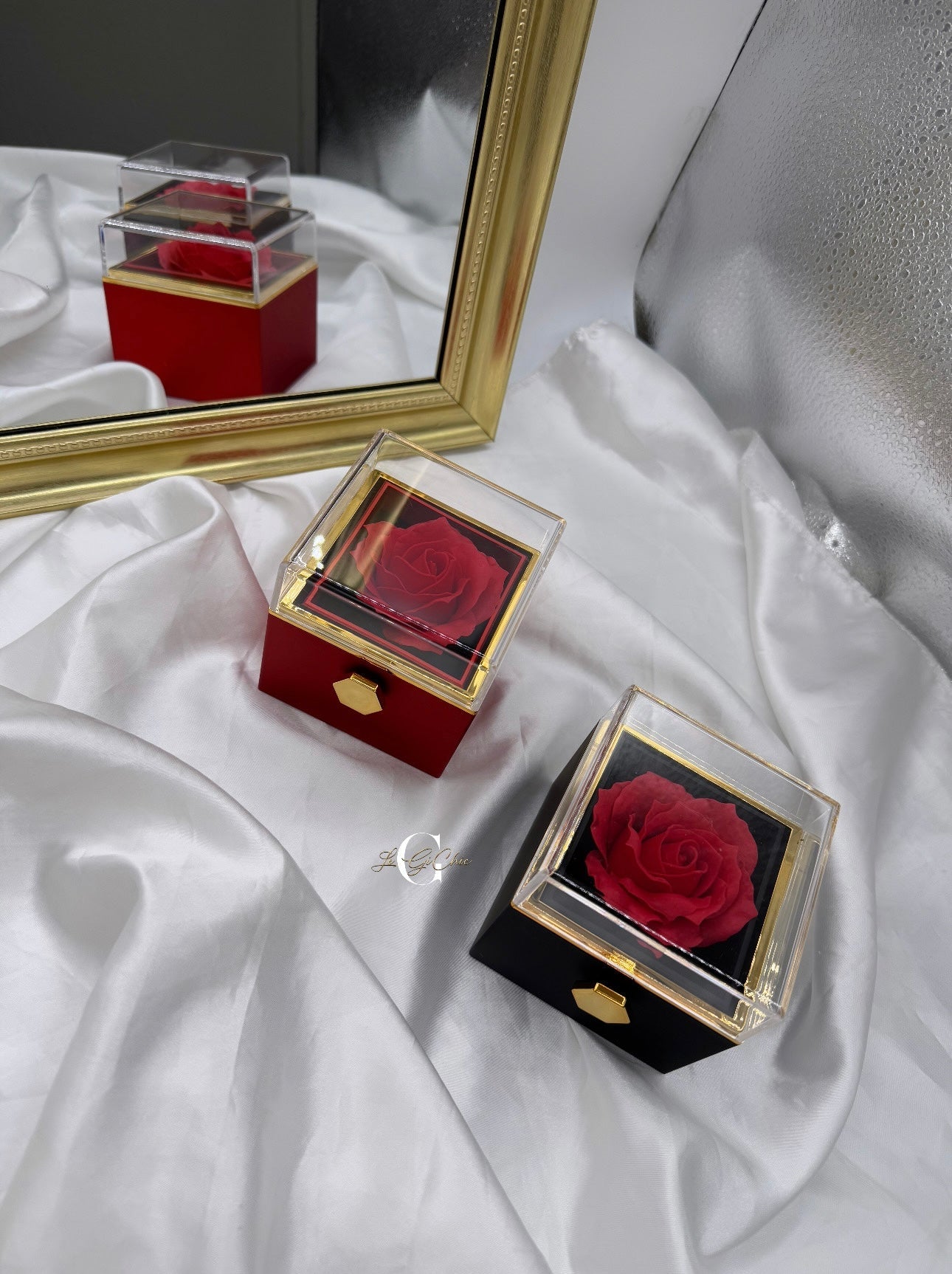 Box rotante con “Rosa eterna”