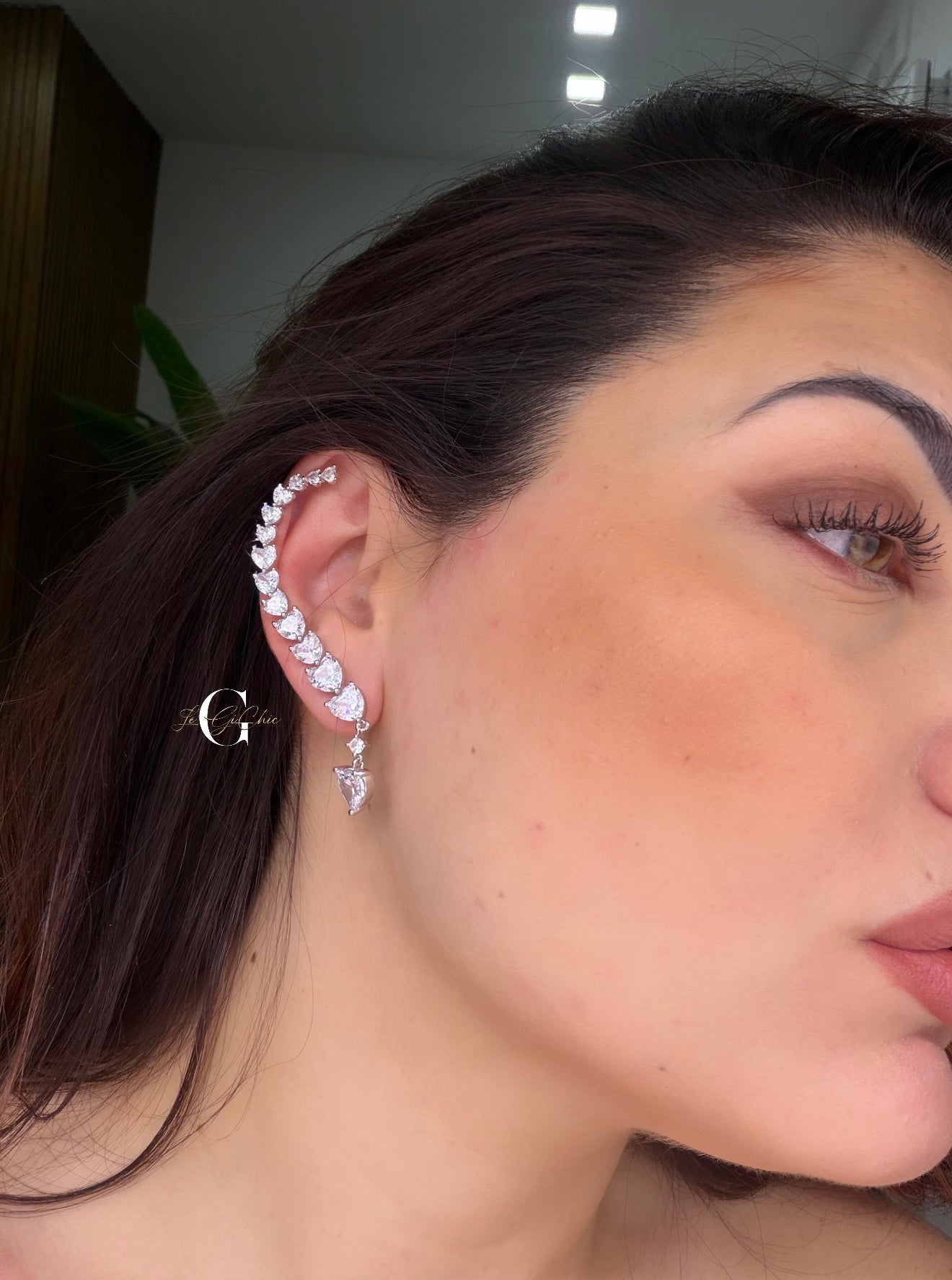 Orecchino ad ear cuff “Cuori luxury”