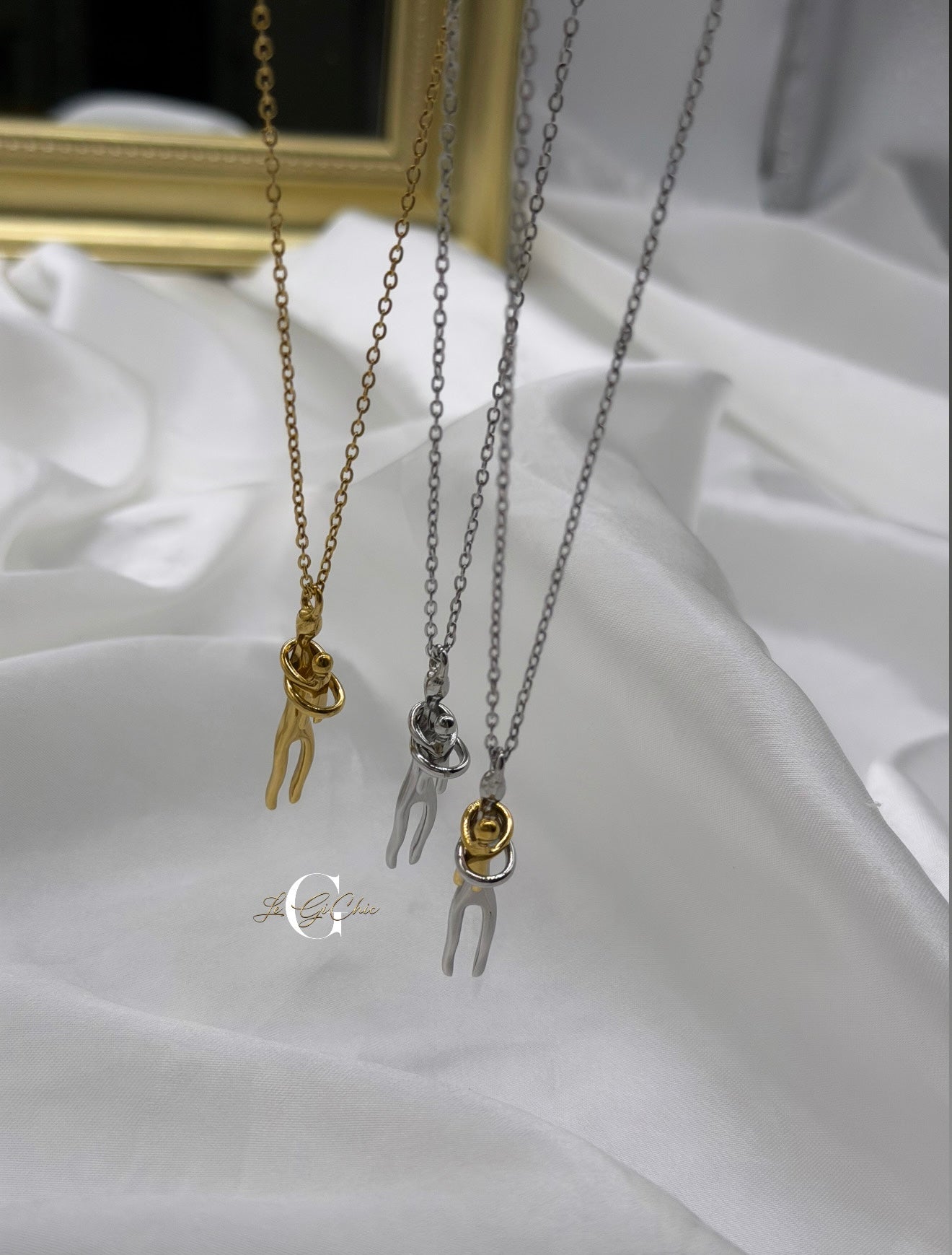 Collana “Abbracciami Mamma”