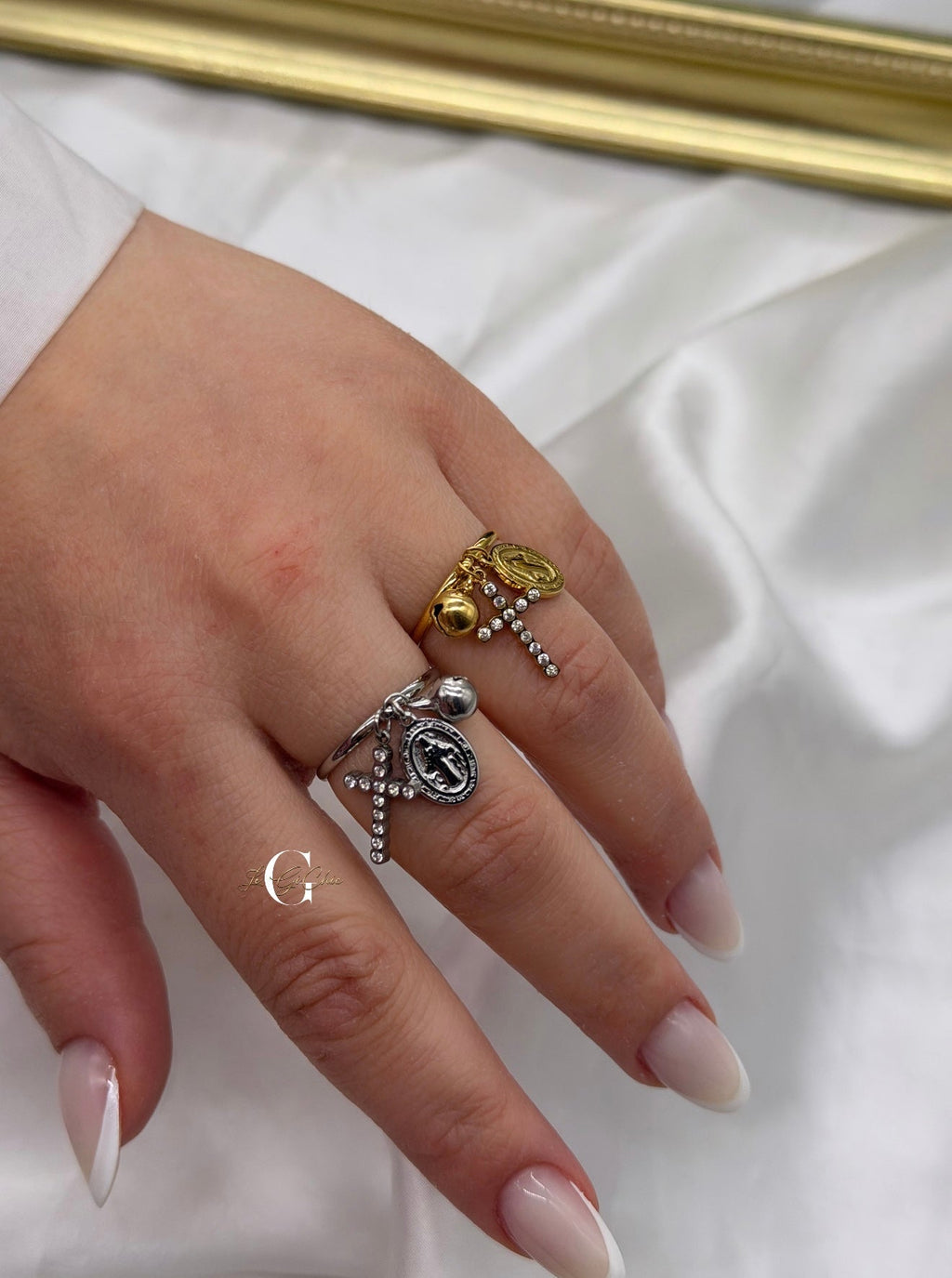 Anello “Sacris”