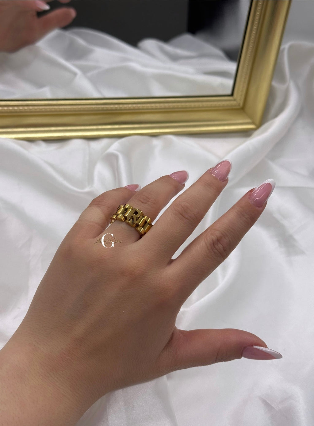 Anello “ROLE CLASSICO” con iniziale