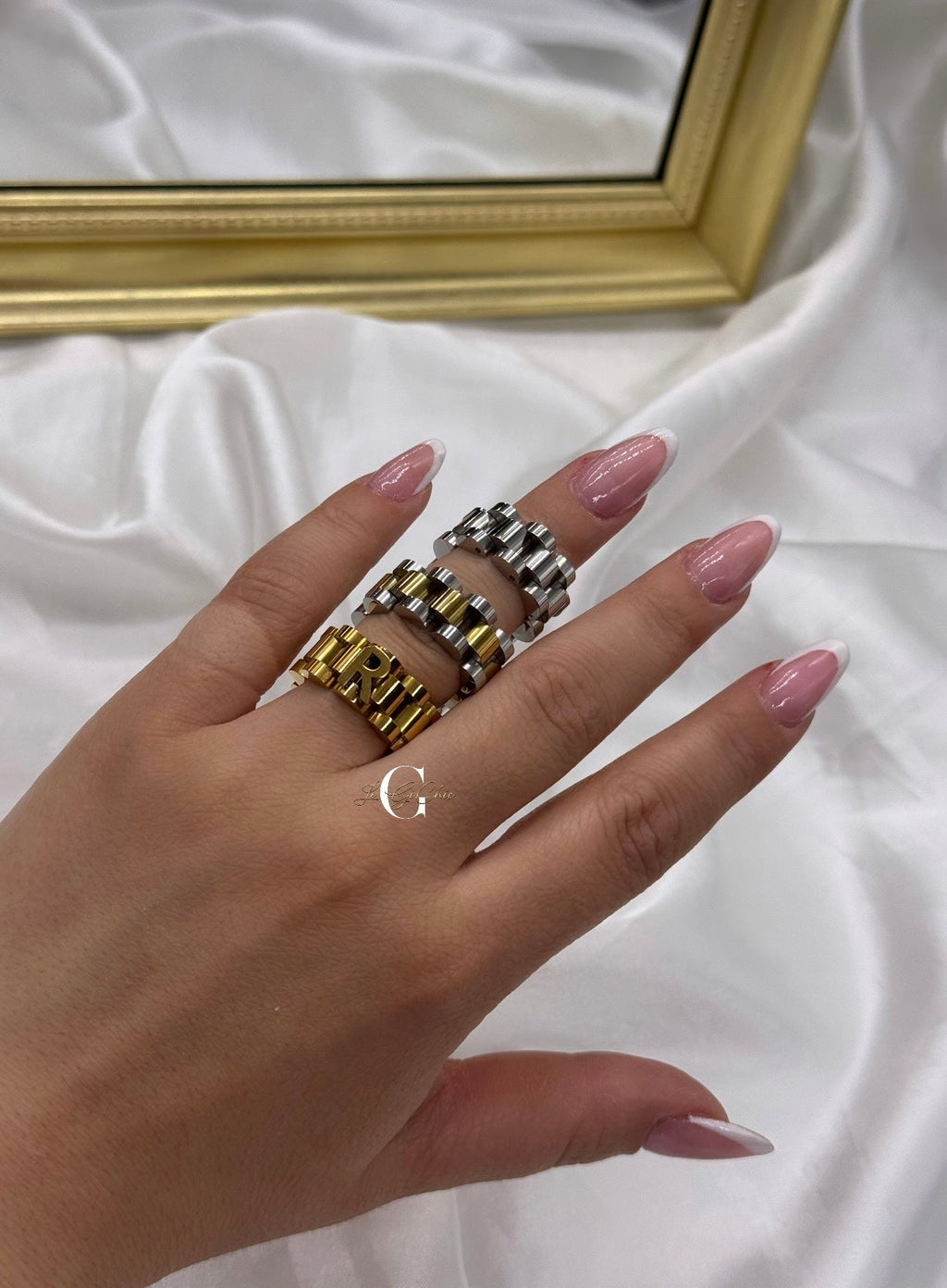Anello “ROLE CLASSICO” con iniziale