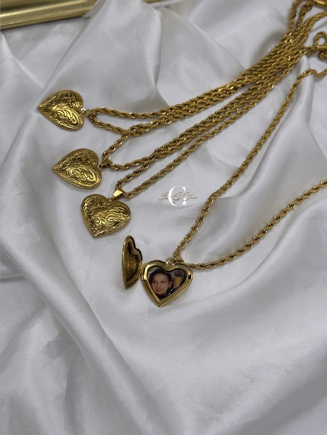 Collana “cuore” apribile con FOTO